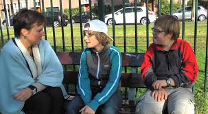 Joep reist alleen met het openbaar vervoer